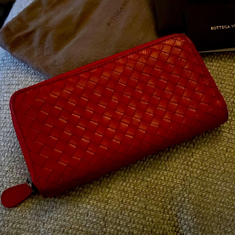 Bottega Veneta Red Wallet